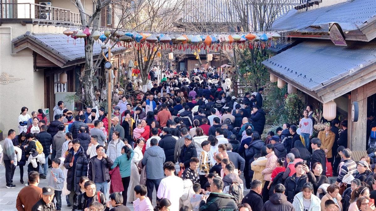 湖北黄梅打造158公里多彩旅游路，春节8天接待游客81万人次