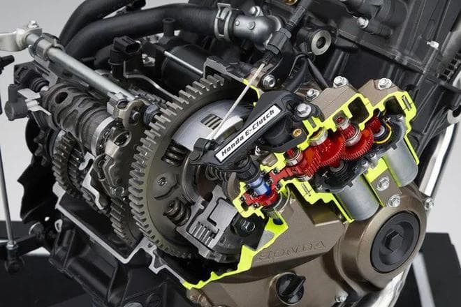小知识：E-Clutch 和 AMT 自动挡啥区别，各自优势是啥？