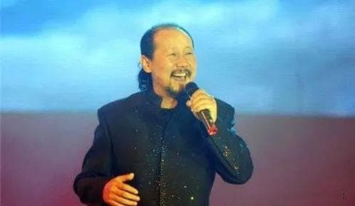 腾格尔的新年祝福：以音乐之名，传递温暖与希望