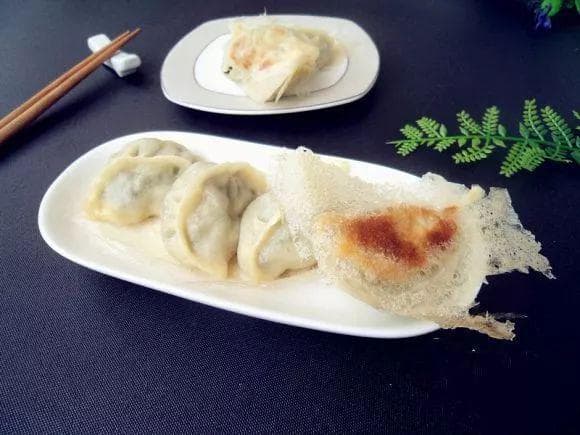 加入木耳的韭菜鸡蛋饺子，吃起来竟比肉馅还美味？学到啦！