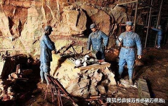 八路军的兵工厂如何艰苦创业：拆钢轨造枪，腌菜缸造炸药