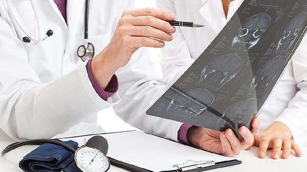 脑出血的主要症状、治疗方法及预防措施