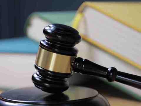 如何向法院提交调查取证申请书材料