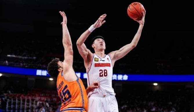 CBA22日综述：广东队34分惨败，南京爆冷胜山西