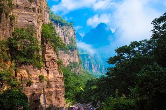 河南自驾游全攻略：六大景区特色与路线详解