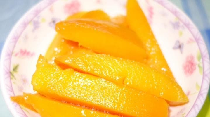水果创意菜搭配芒果班戟，打造口感与颜值兼备的完美搭配