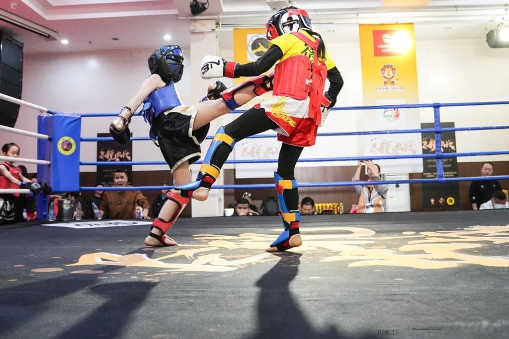 从6岁到16岁，318名青少年在搏击赛中收获成长