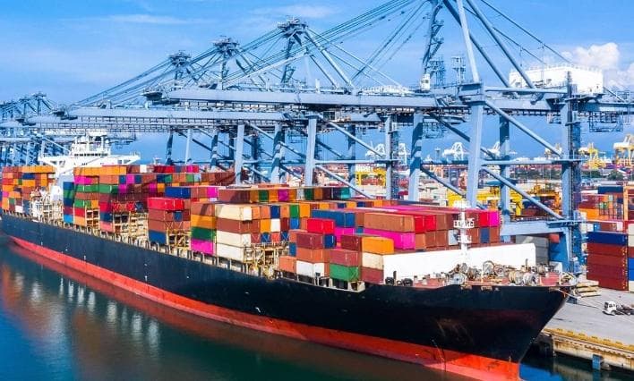 国际物流出口报关单填写指南：从类型选择到提交流程详解