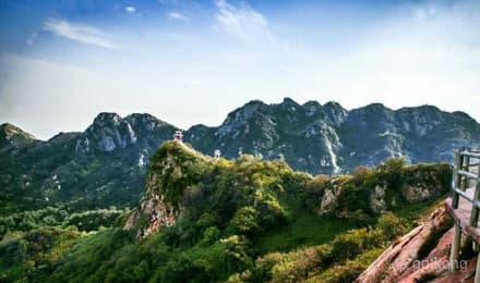 七峰山：自然与历史交织的隐逸胜地