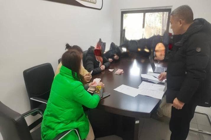 赢了劳动仲裁，老板不付工资怎么办？乐至法院执前督促化解难题！