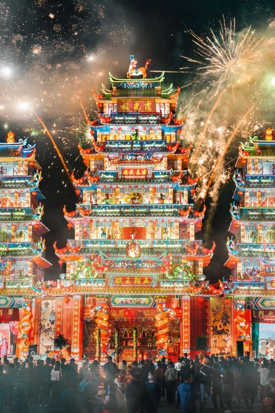 大年初五迎财神，全宇宙最魔性的烟花爆竹在哪里？