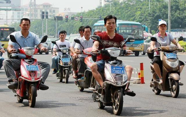 2025年起，电动车、三轮车要想上路不被罚，这“5大件”缺一不可