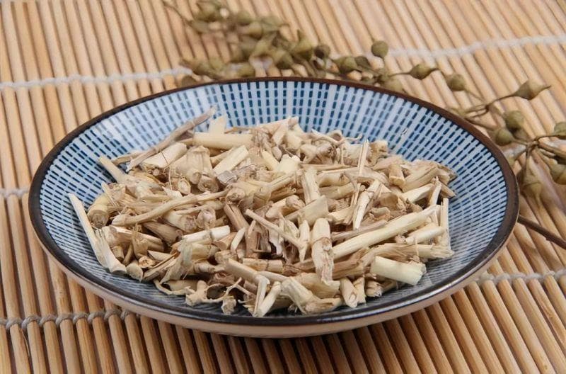白茅根：凉血止血，清热利尿的“杂草之王”