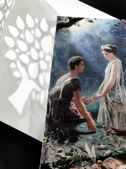 《仲夏夜之梦》：莎士比亚奇幻爱情与魔法交错的文学经典