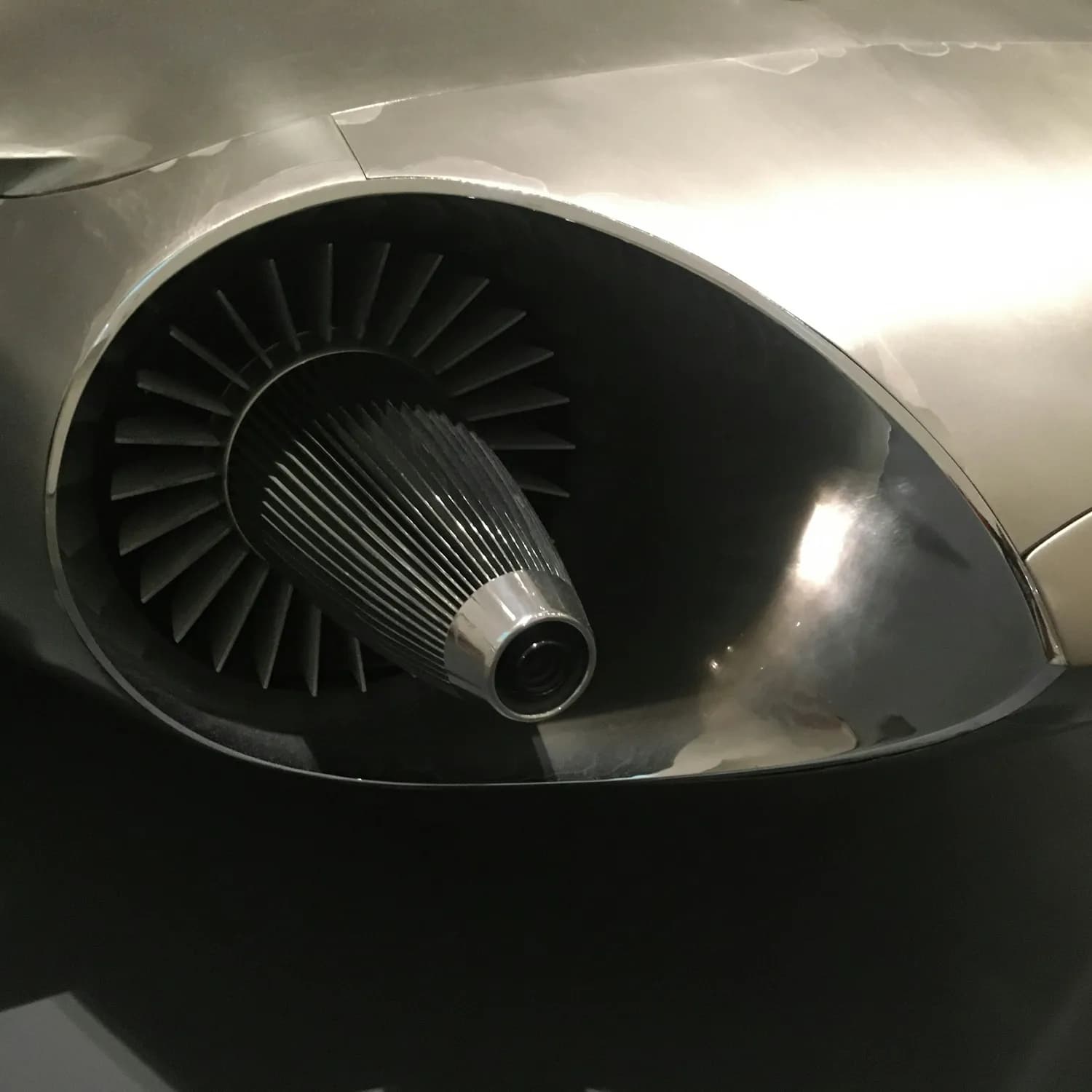 磁流体动力学：航空航天领域的黑科技