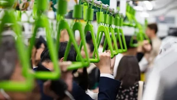 如何从羽田机场去东京！基于时间和成本的交通选择