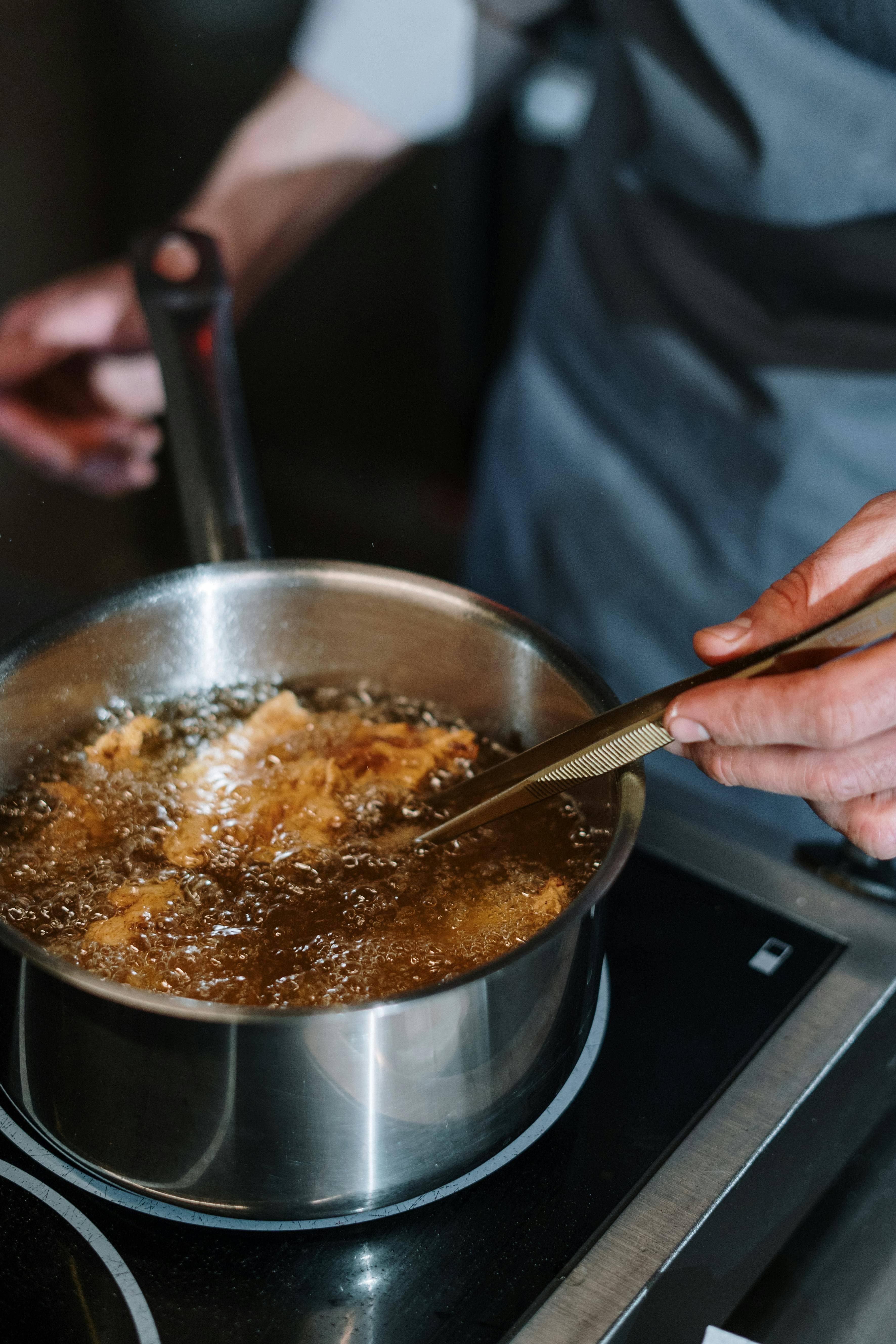 从食材到火候：煮出完美汤品的实用指南