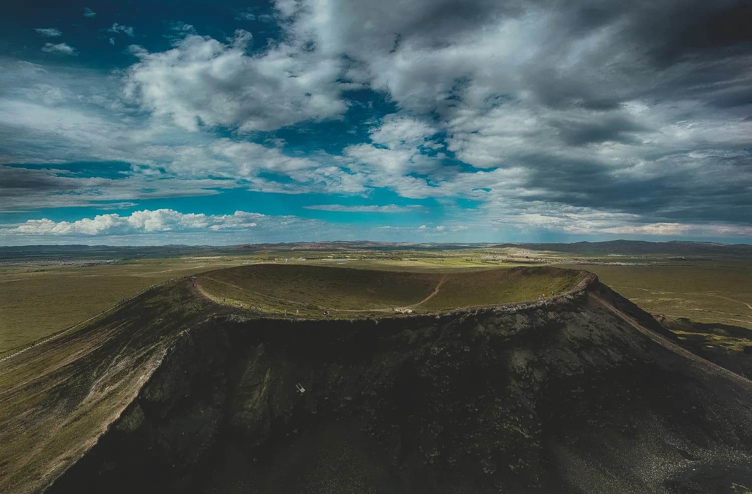 乌兰察布旅游攻略：火山、草原、湖泊的完美组合