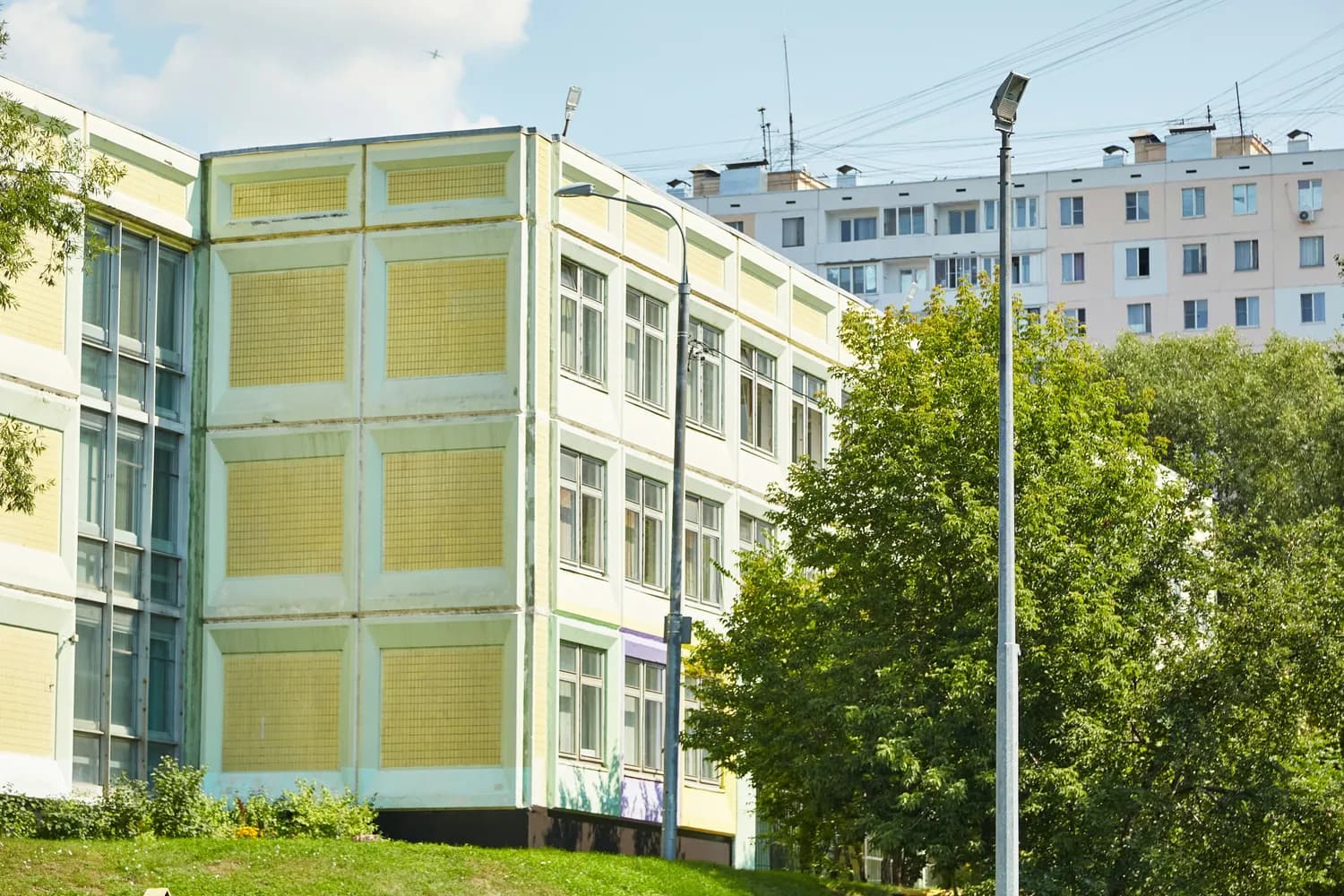 校园建筑安全设计，守护学子平安