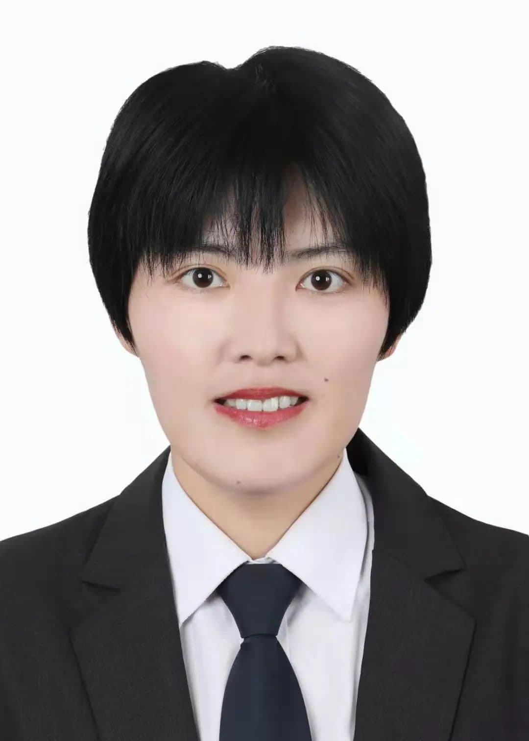 如何从食物中获取人体所需的维生素？