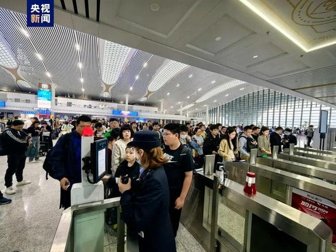 北京迎来返程高峰！如何避开人流、车流——