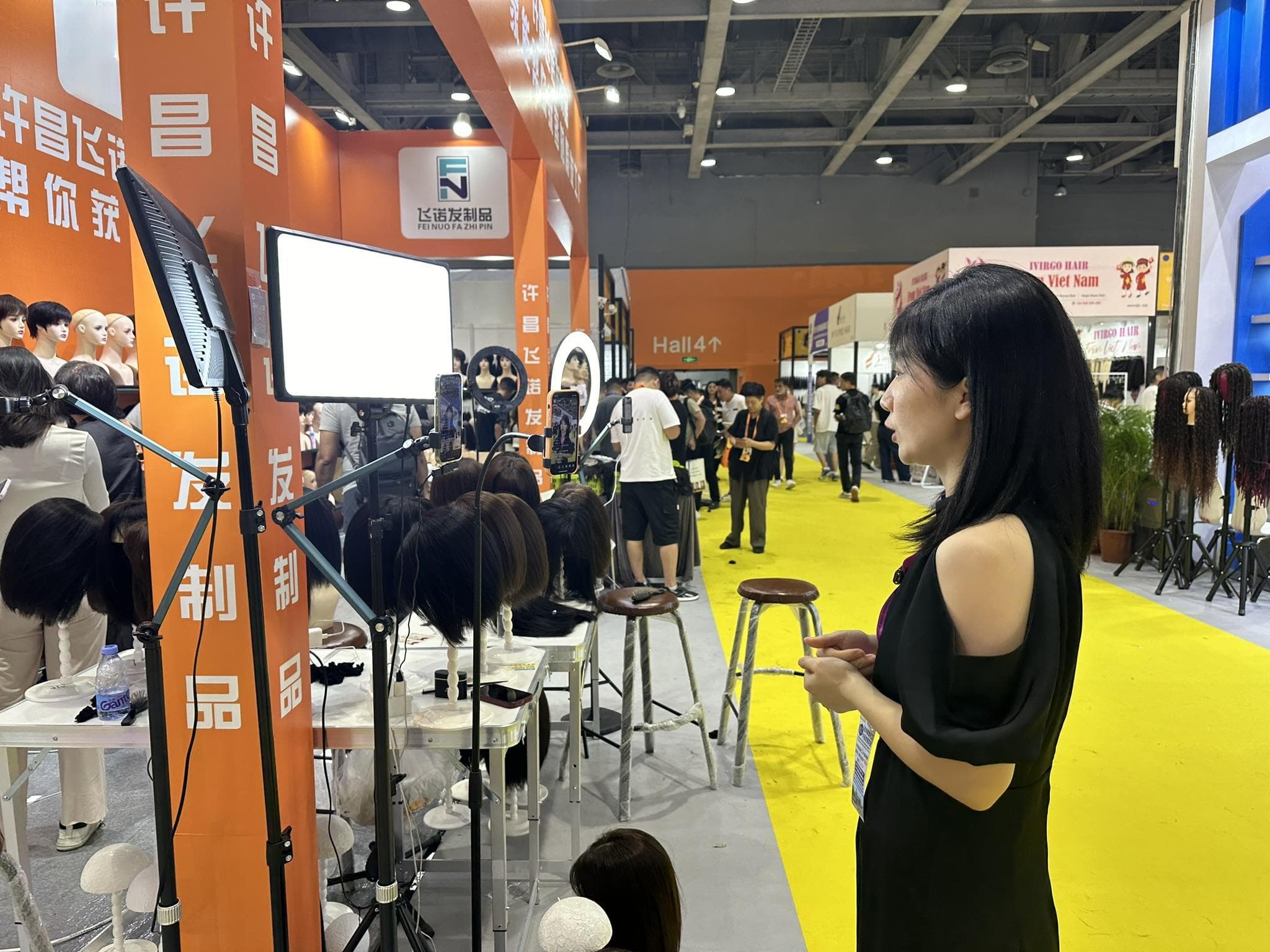 许昌假发 破解全球“秃头”难题