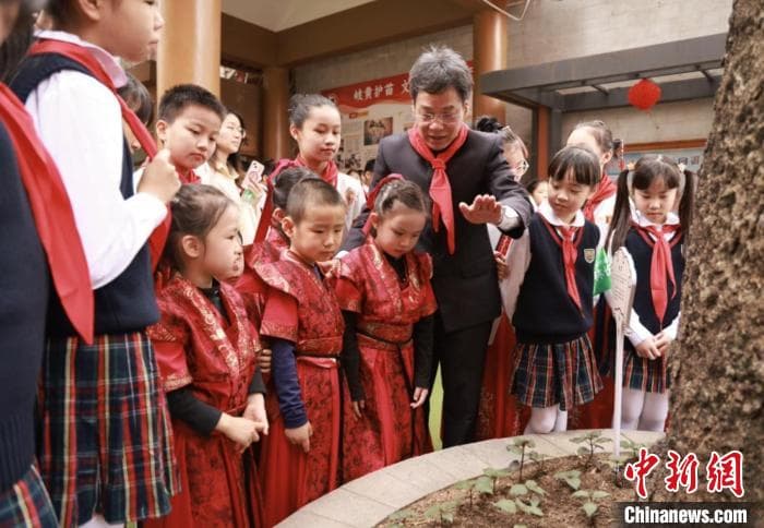广州启动“厚德学堂” 增强学生中医药文化自信