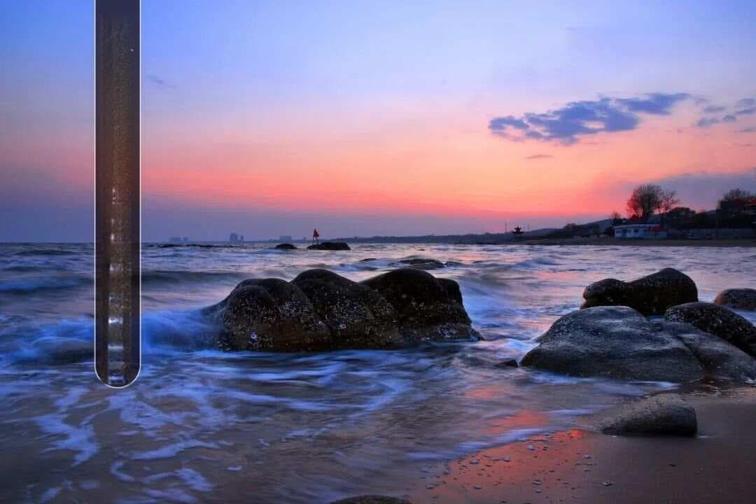 毛泽东《浪淘沙·北戴河》赏析