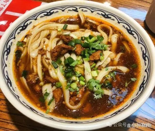 大同十大名面：刀削面、压豆面、莜面等特色面食