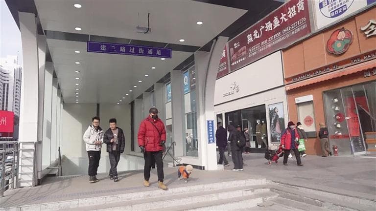 人车立体分流 兰州西站十字清爽了