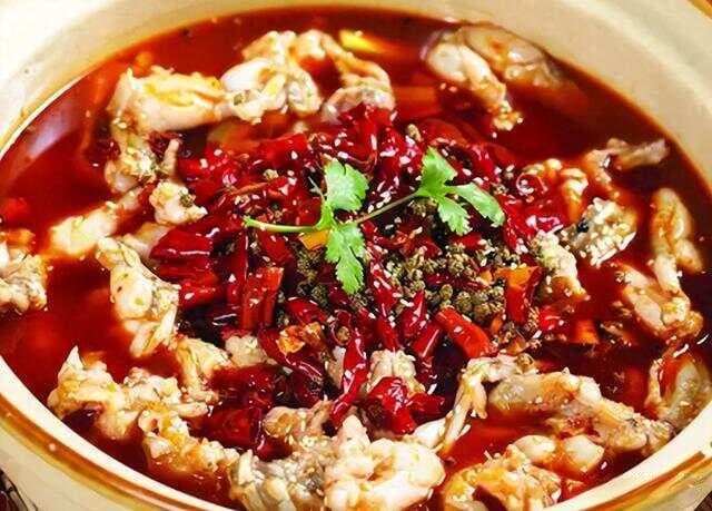 压箱底的川味食谱，滋补解馋的麻辣牛蛙，0基础攻略，安心又养身