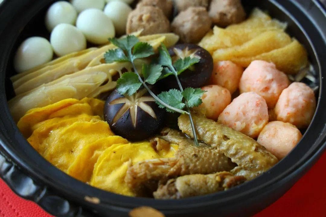 既懒人又好吃！这一锅顶5道菜！食材一股脑儿丢进去，又鲜又营养