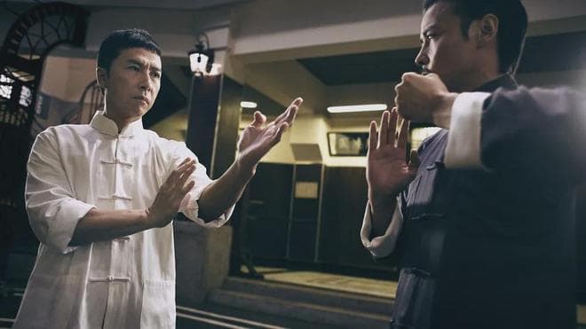 《叶问》热映带动咏春拳热潮：从银幕到现实的武术传承