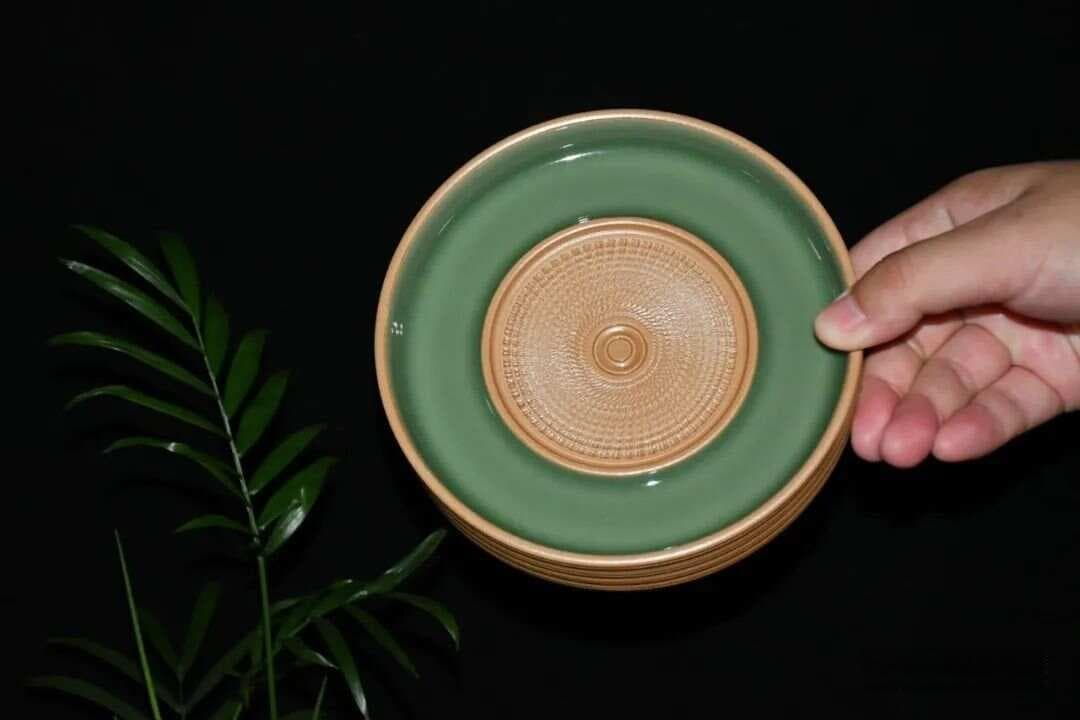 壶承：茶席间不可或缺的美学配角