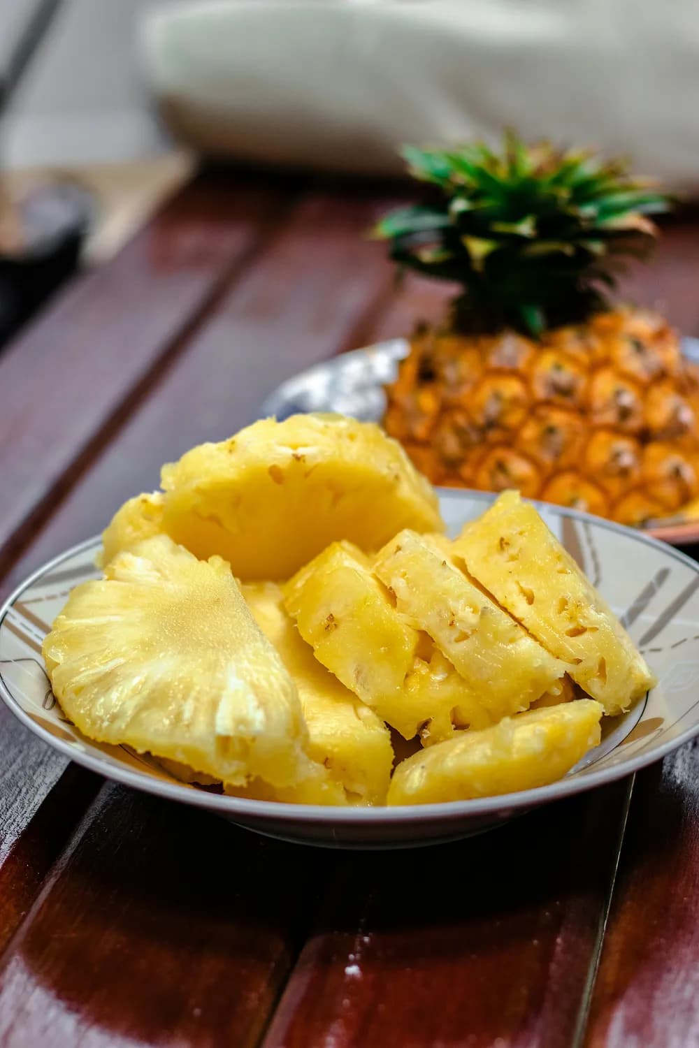 孕期能吃菠萝吗？这份安全食用指南请收好