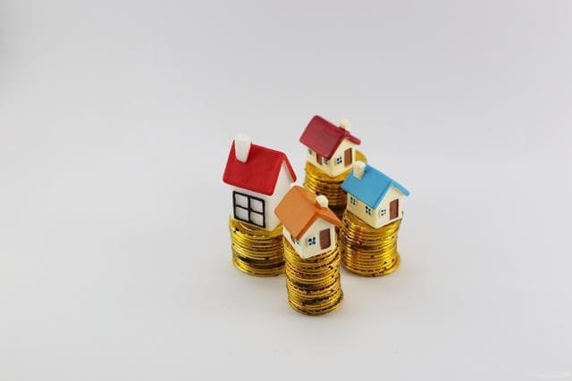 2024年，买房贷款选择等额本息好还是等额本金好？