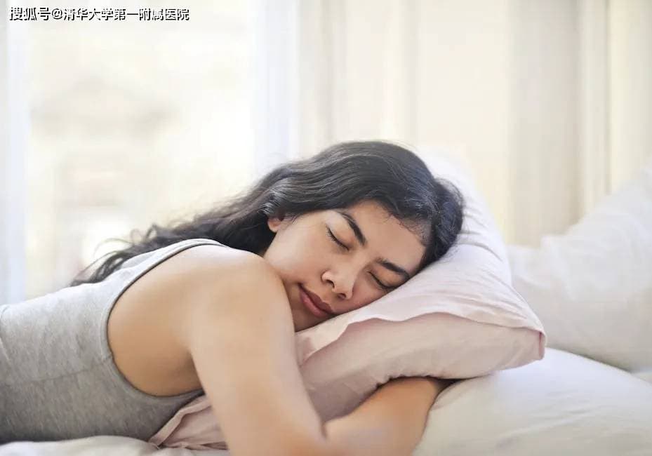 睡眠与免疫力：揭秘夜间休息如何塑造您的健康防线！