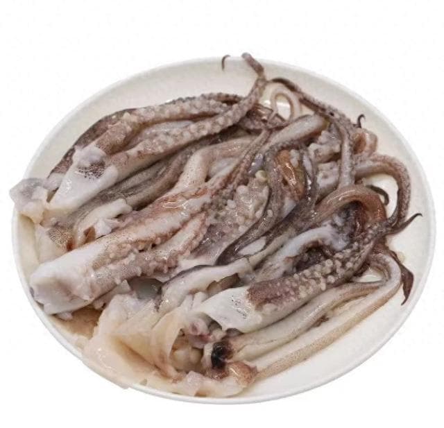 鲜鱿鱼须焯水还是直接炒？鲜鱿鱼须烹饪秘诀大公开，哪种更有风味