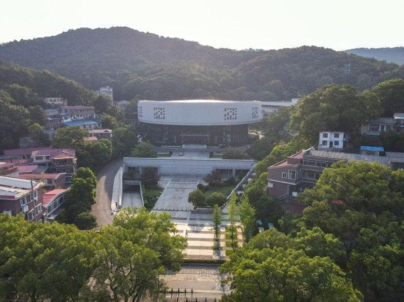 夯实算力基础设施，打造湖南“最强大脑”