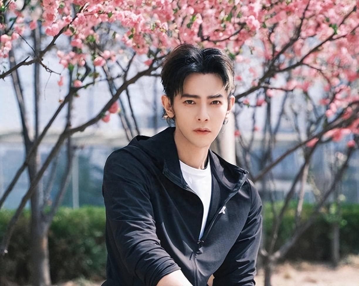汪东城仿佛在逆生长，为何这么多年还是那么年轻，秘密就是这一点