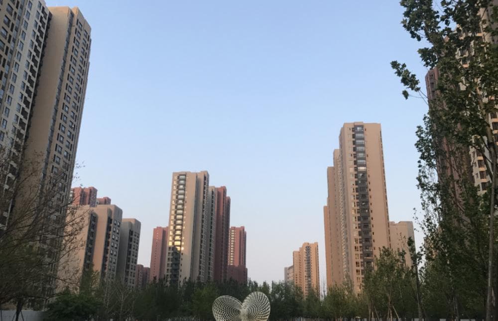 燕郊房价从4.5万跌至1.8万，专家：短期难现大幅上涨