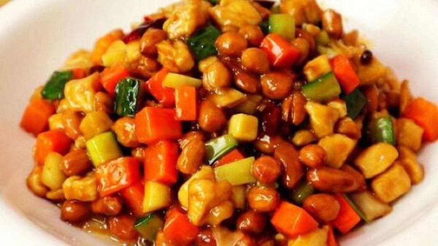 宫保鸡丁的正宗制作：从食材选择到烹饪的全面指南
