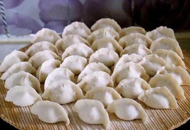 初一吃饺子，牢记：“2不忘3不要”，尊重老传统，蛇年吃出好彩头