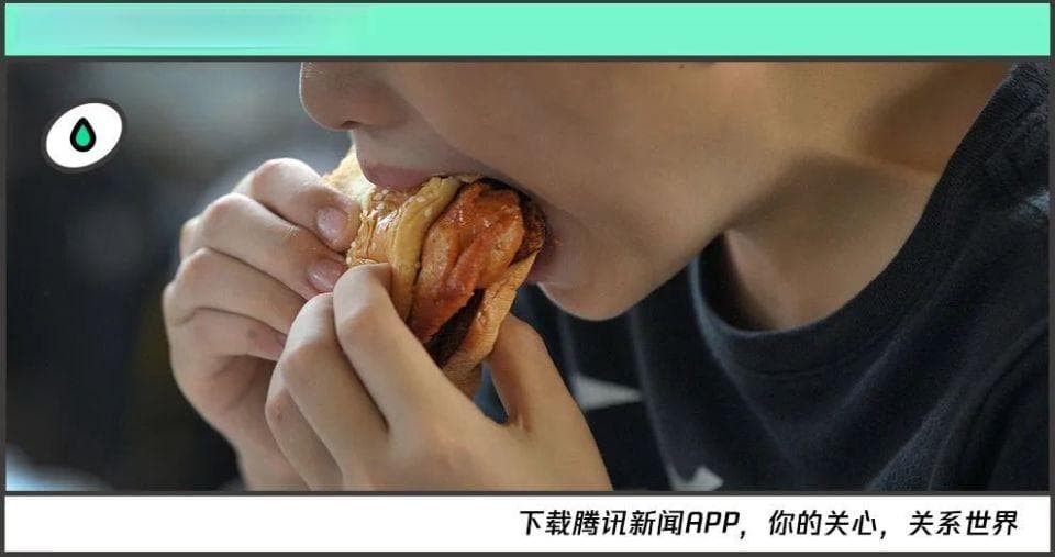 穷鬼套餐流行，一线城市年轻人吃得越来越便宜了