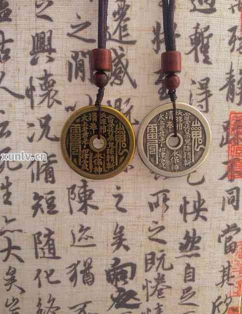山鬼花钱吊坠的寓意及黄金款的含义