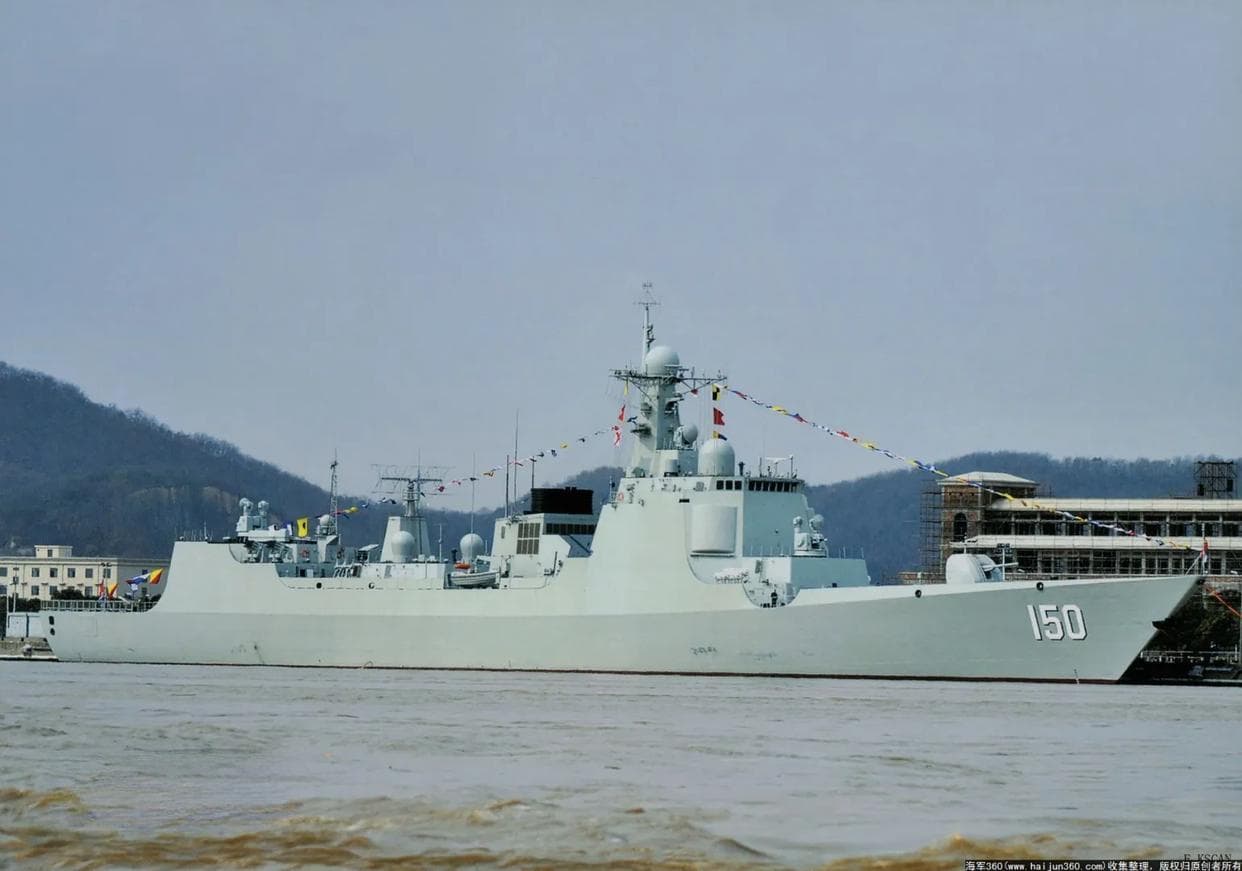 军事热点诠释：护卫舰和驱逐舰区别，中国055大驱有多少艘