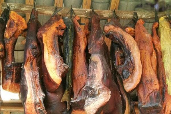 腊肉腊肠保存攻略：最长可冷藏3个月，航空携带需谨慎