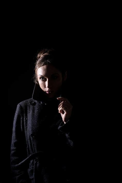 如何拍出令人惊艳的人像照片？掌握这些技巧就对了！