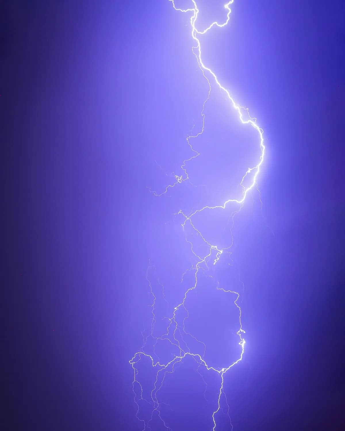 《绝世唐门》第32集：霍雨浩大战邪魂师，玄老出手救险