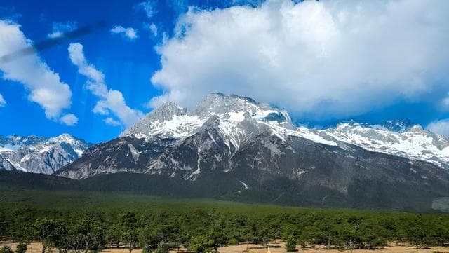 玉龙雪山：隐藏在彩云之南的仙境，等你来探索！